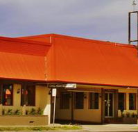 Liberty Plains Motor Inn - Holiday Sunshine Coast