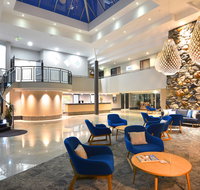 Lighthouse Beach Resort - Sunshine Coast Tourism