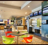 Lynbrook Hotel - Sunshine Coast Tourism