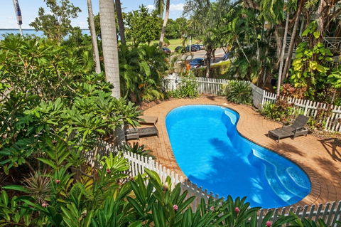 Mandalay Luxury Stay - Holiday Sunshine Coast 0
