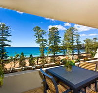 Manly Paradise Motel - Holiday Sunshine Coast