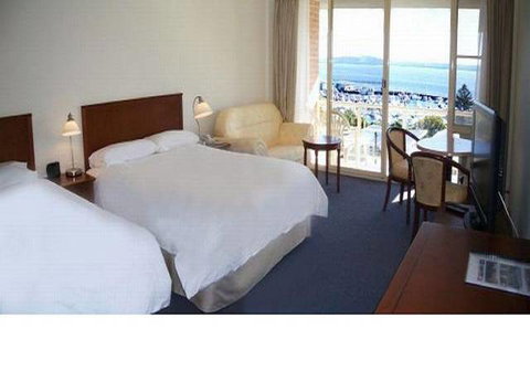 Marina Resort Nelson Bay - Holiday Sunshine Coast 2