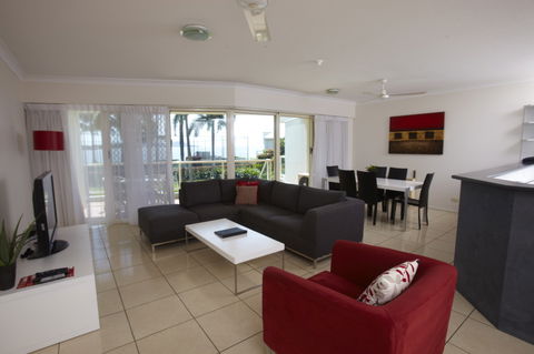 Mariners North Holiday Apartments - Sunshine Coast Tourism 5