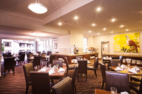 Mercure Canberra - Sunshine Coast Tourism 2