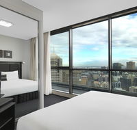 Meriton Serviced Apartments - Campbell Street - Holiday Sunshine Coast
