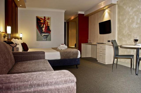 Metro Hotel Perth - Sunshine Coast Tourism 9