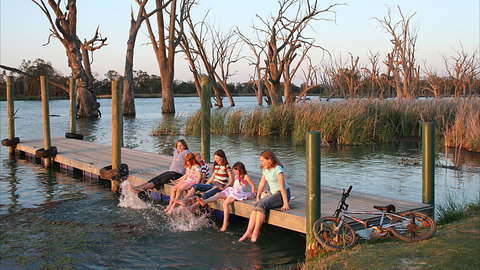 Kingston-On-Murray Caravan Park - Holiday Sunshine Coast 14