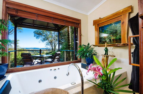 Lillypillys Cottages & Day Spa - Sunshine Coast Tourism 2