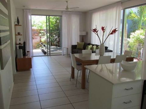 Metzo Noosa Resort - Sunshine Coast Tourism 4