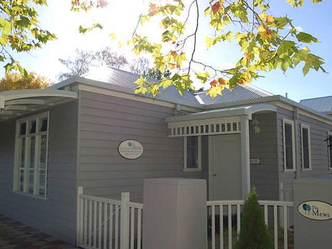 Mews Cottages - Sunshine Coast Tourism 1