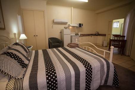 Millie Accommodation - Sunshine Coast Tourism 3