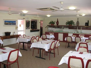 Monte Carlo Motor Inn - Sunshine Coast Tourism 6