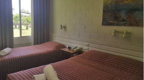 Motel Carnarvon - Holiday Sunshine Coast 4