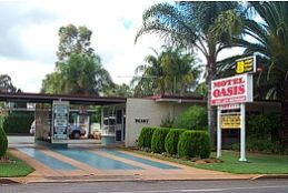 Motel Oasis - Sunshine Coast Tourism 0