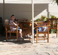 Motel Poinsettia - Holiday Sunshine Coast