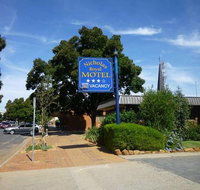 Nicholas Royal Motel - Holiday Sunshine Coast
