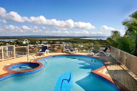 Noosa Crest Resort - Sunshine Coast Tourism 0