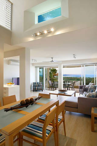 Noosa Crest Resort - Sunshine Coast Tourism 3