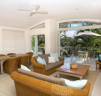 Noosa Outrigger Beach Resort - Sunshine Coast Tourism