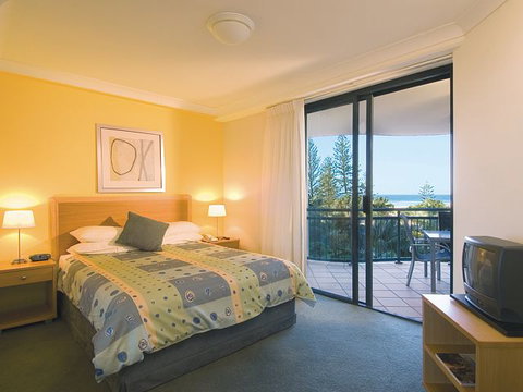 Oaks Calypso Plaza - Sunshine Coast Tourism 1