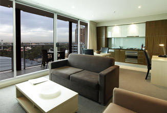 Oaks Embassy Hotel - Sunshine Coast Tourism 2