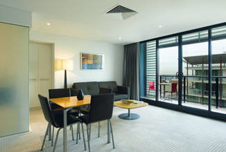 Oaks Horizons Adelaide - Sunshine Coast Tourism 0