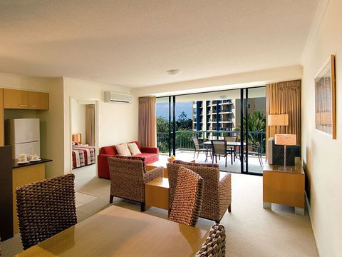 Oaks Seaforth Resort - Holiday Sunshine Coast 1
