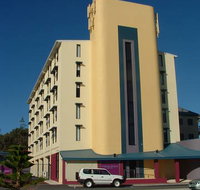 Ocean Beach Hotel - Sunshine Coast Tourism
