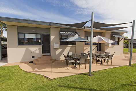 Ocean Bridge Quality Units - Sunshine Coast Tourism 4