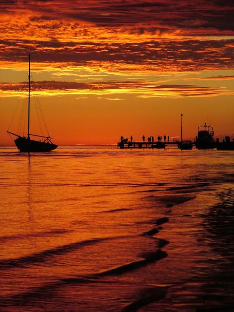 Oceanside Village - Sunshine Coast Tourism 0