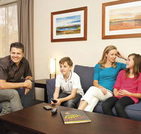 Oxley Court Serviced Apartments - Sunshine Coast Tourism