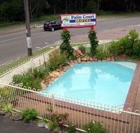 Palm Court Motel - Holiday Sunshine Coast