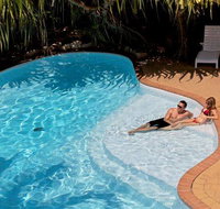 Palms City Resort - Sunshine Coast Tourism