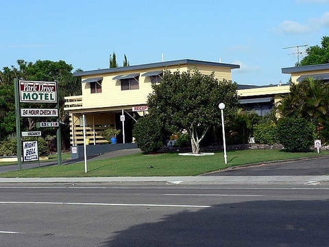 Park Drive Motel - Sunshine Coast Tourism 0