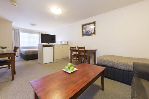 Parklands Apartments Dickson - Sunshine Coast Tourism 2