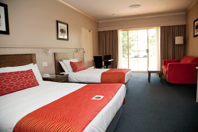 Parklands Resort  Conference Centre - Holiday Sunshine Coast