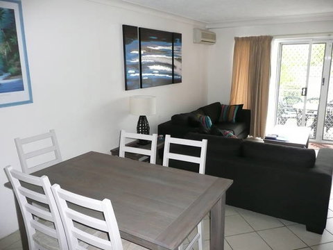 Pelican Cove Apartments - Sunshine Coast Tourism 5