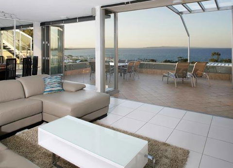 Picture Point Terraces - Sunshine Coast Tourism 0