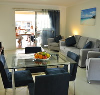 Pinnacles Edge Resort - Sunshine Coast Tourism