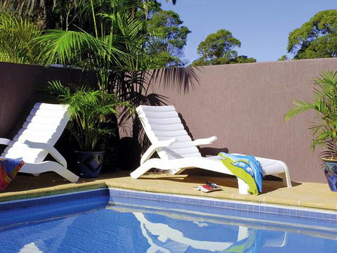 Port Aloha Motel - Sunshine Coast Tourism 0