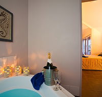 Potshot Hotel Resort - Sunshine Coast Tourism