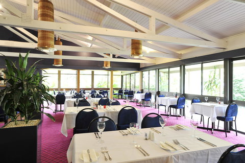 Quality Inn The Willows - Sunshine Coast Tourism 8