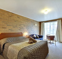 Quays Motel - Sunshine Coast Tourism