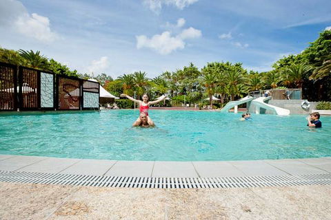 RACV Royal Pines Resort - Sunshine Coast Tourism 4