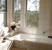 Redrock Retreat - Sunshine Coast Tourism