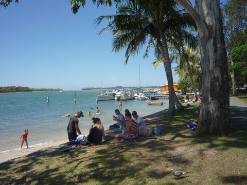 Regatta Riverfront Apartments - Sunshine Coast Tourism 1