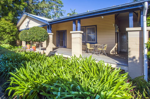 Rivendell Guest House - Sunshine Coast Tourism 1