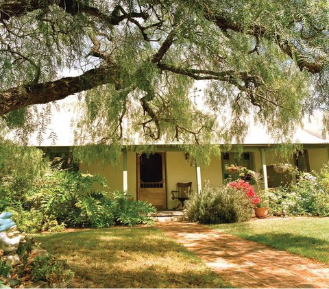 Rock Of Ages Cottage B&B - Holiday Sunshine Coast 2