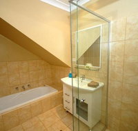 Rosewood Guesthouse - Sunshine Coast Tourism