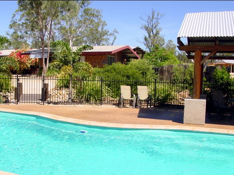 Rubyvale Motel & Holiday Units - Holiday Sunshine Coast 1